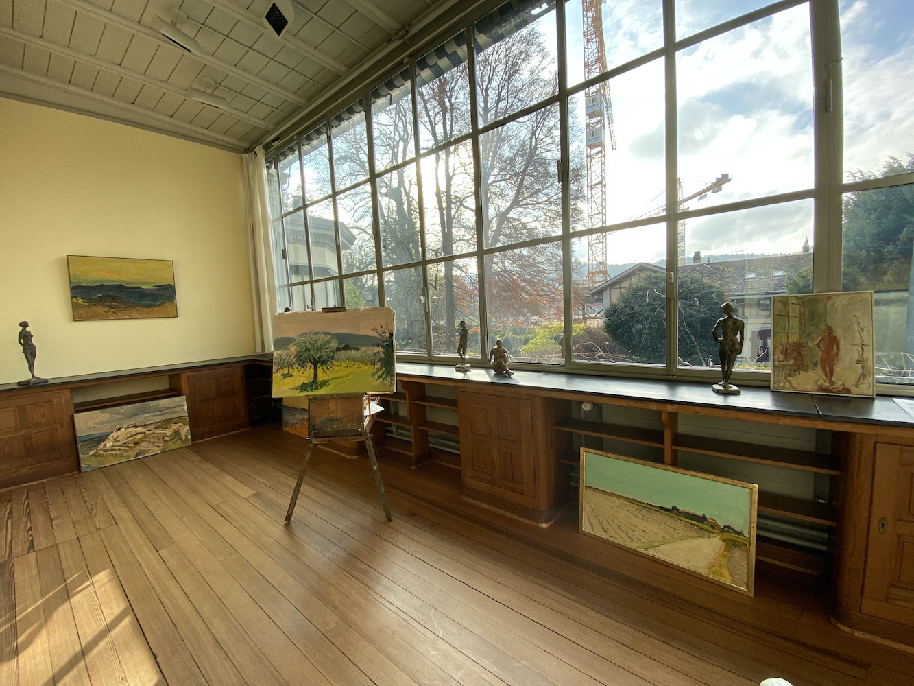 Gallery Item